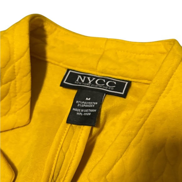 NYCC Women's Long Sleeve
Gold Open Front Jacket
Quilted Cardigan - Picture 4 of 5